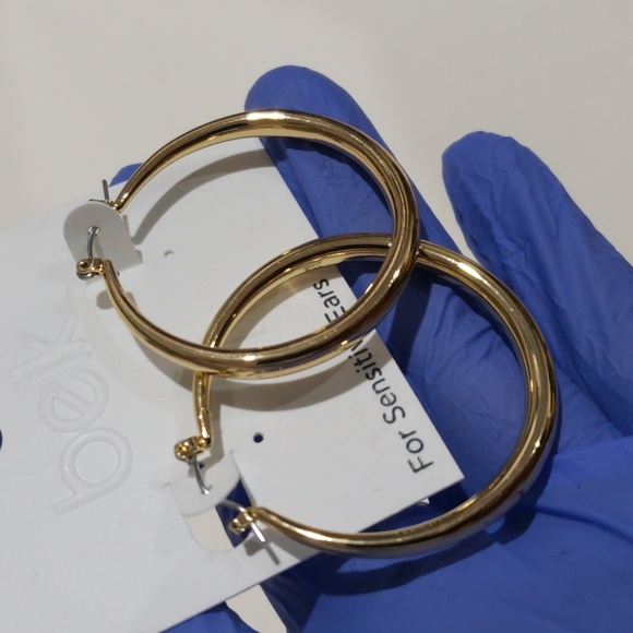 Belk Elegant Gold Tone Hoop Earrings For Sensitive Ears, Women's Fashion Jewelry - Picture 10 of 10